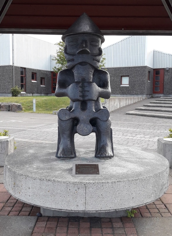 Eyrarlands-Þór in Akureyri - a huge replica of the famous small statuette (Iceland)