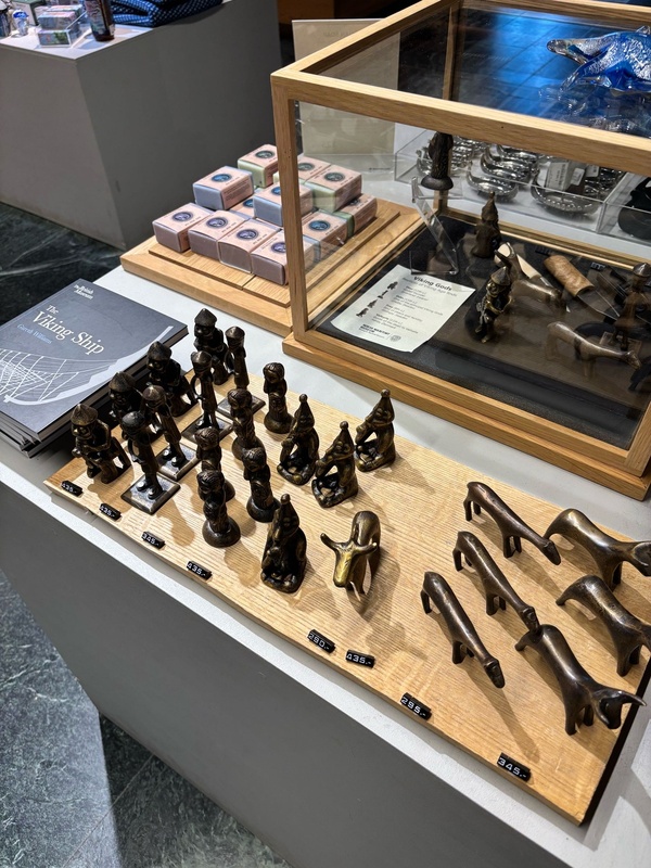 ‘Viking gods’ souvenirs based on various archeological finds (Oslo)