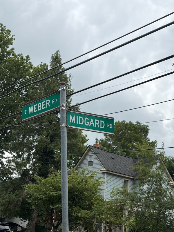 Midgard Road Sign