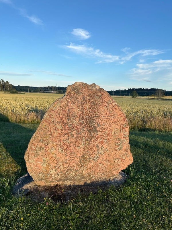 Runestone U 151