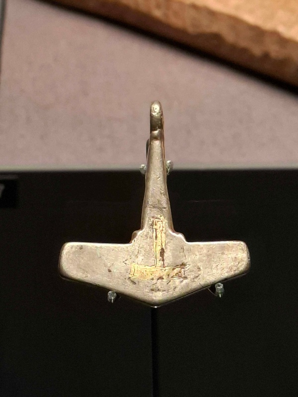 Double Mjollnir Pendant (Yorkshire Museum)