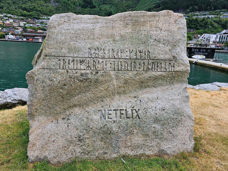 Netflix- steinen in Odda, Norway