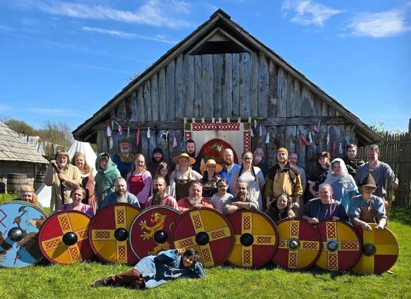 Group picture of the Magnus Vikings Association