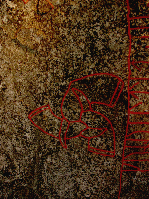 Entwined drinking horns on the Snoldelev runestone