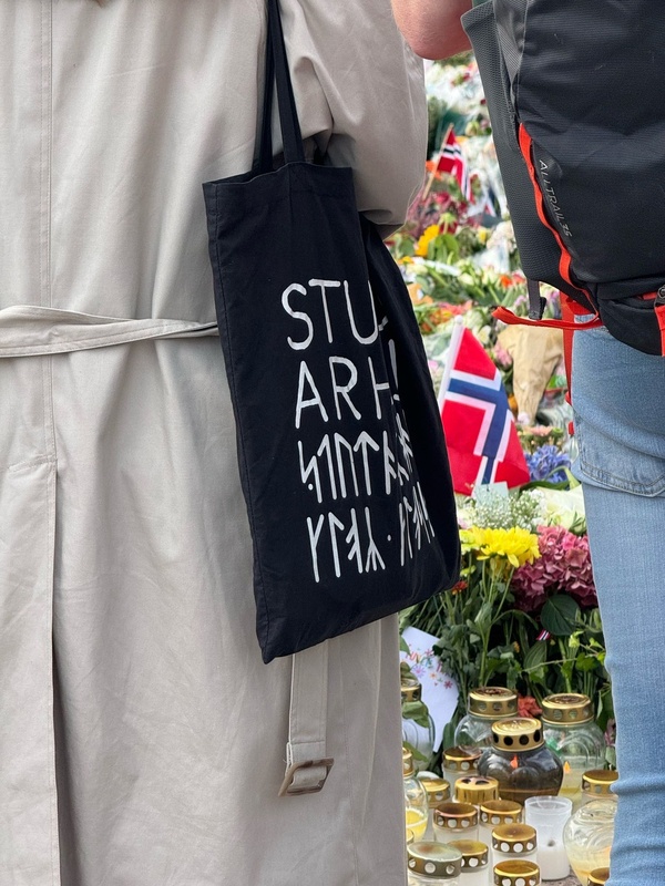 Totebag with text and runes from Studio Arhoj