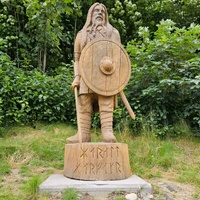 Sculpture of Harald Fairhair outside Langhuset Restaurant